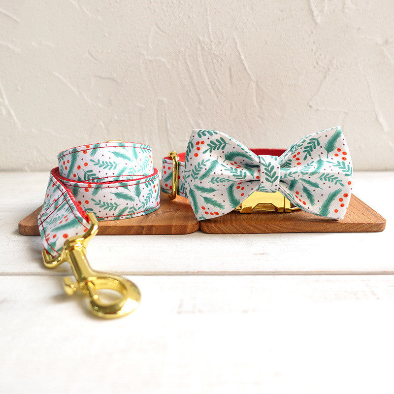 Christmas Themed Dog Collar - Bite Resistant & Practical