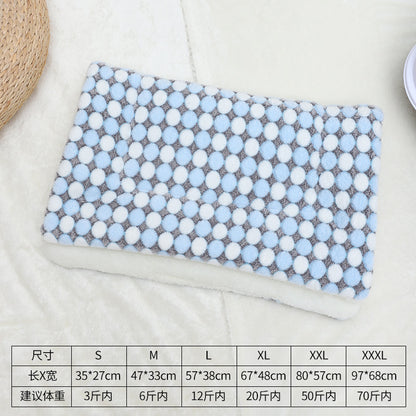 Universal Pet Bed Mat for Cats and Dogs - Thick Blanket